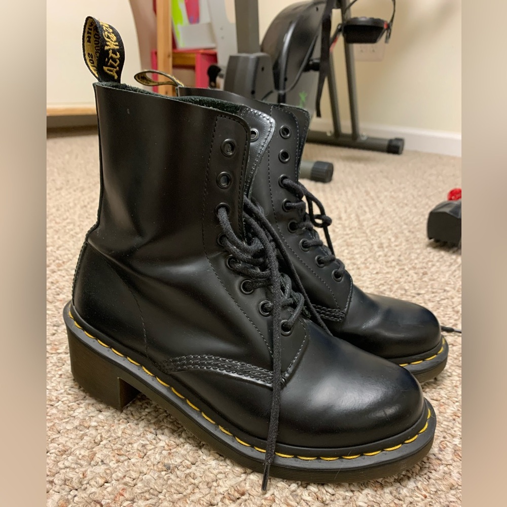 Dr Martens Black Leather Lace-Up Boots - Clemency